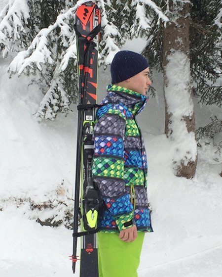 the best hands free ski carrier